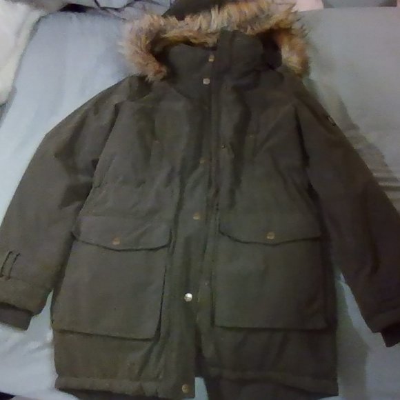 DKNY warm puffy jacket, green with fur lining - Picture 1 of 1